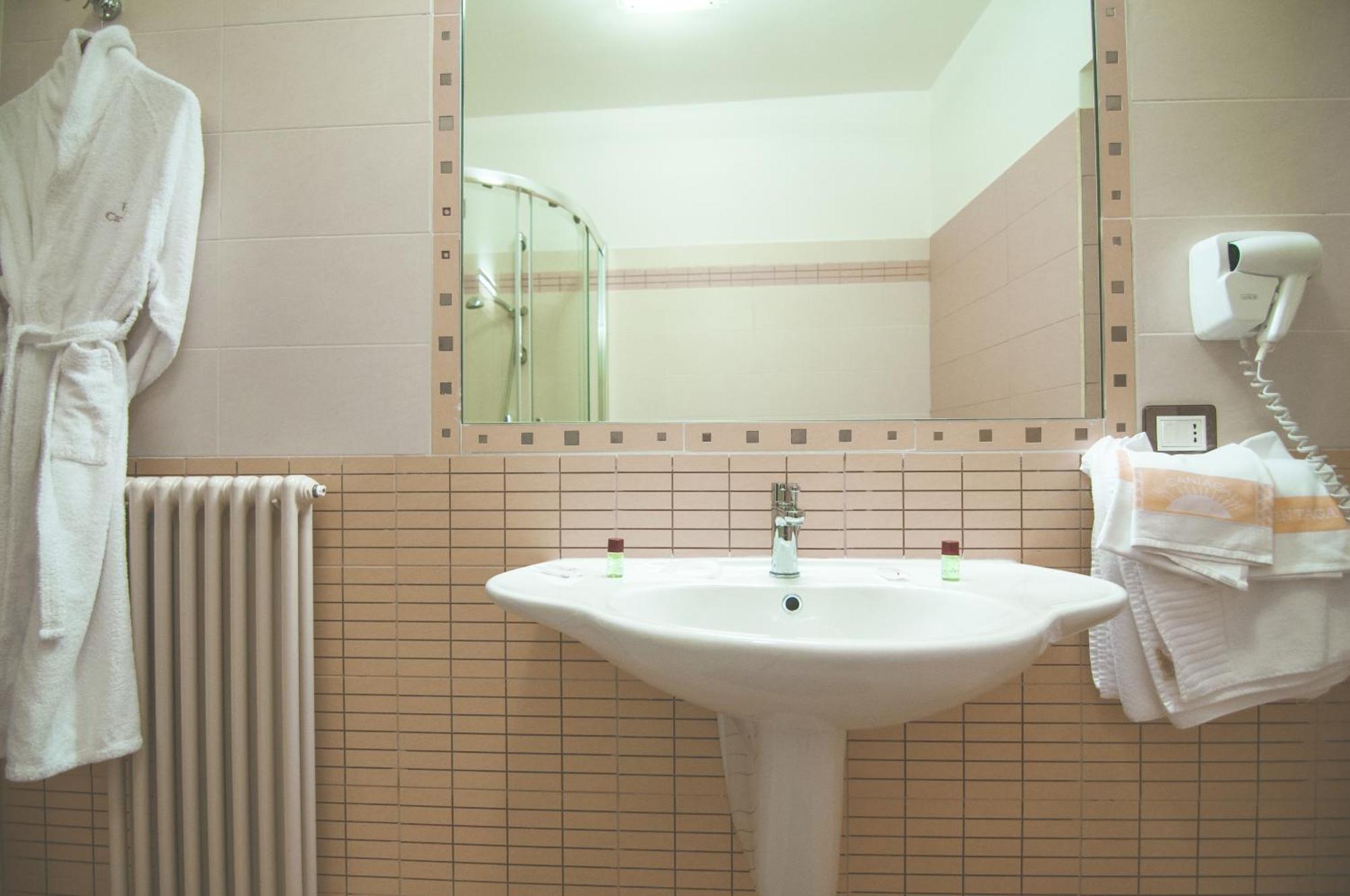 Il Cantagalli Lamezia Terme Extérieur photo